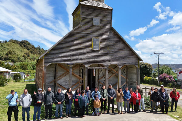 Restauración paramento sur Iglesia Santiago Apóstol de Detif