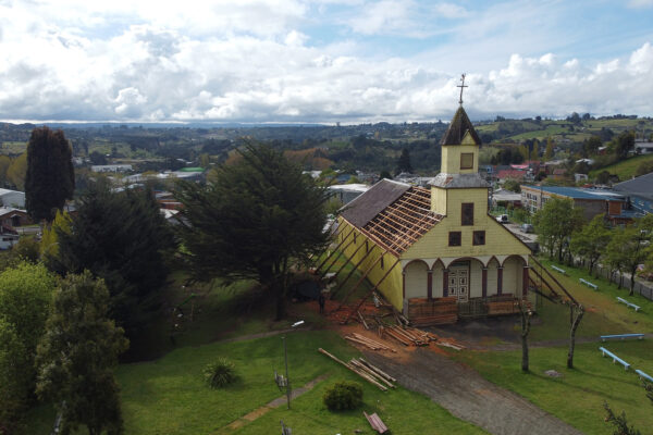 Obra de emergencia Iglesia de Llau llao