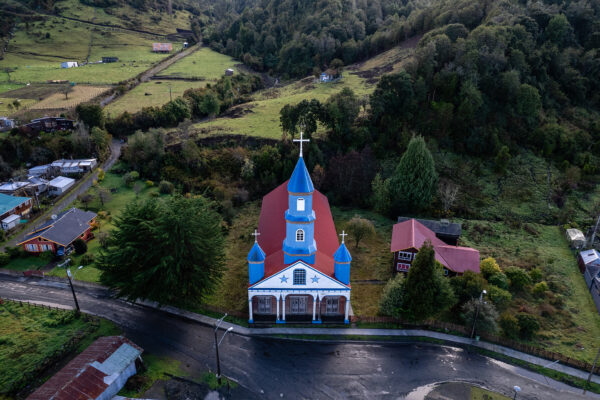 Mejoras paisajismo y Casa Parroquial Iglesia de Nuestra Señora del Patrocinio de Tenaún