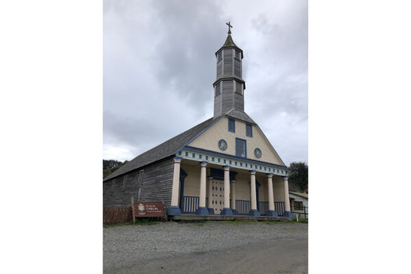 Restauración integral y Modelo de Gestión Iglesia de Nuestra Señora del Rosario de Chelín