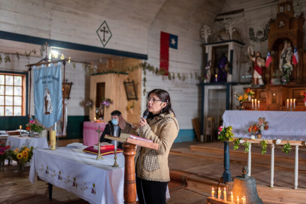 Restauración minga Iglesia Huyar bajo, Curaco de Vélez