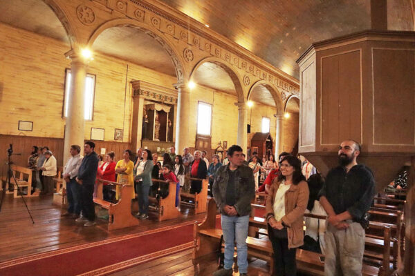 Reparación lado norte techumbre Iglesia Nuestra Señora del Rosario de Chonchi